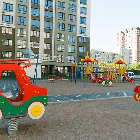 Quartira Lucs Posutochno Apartment Kiev Luaran gambar