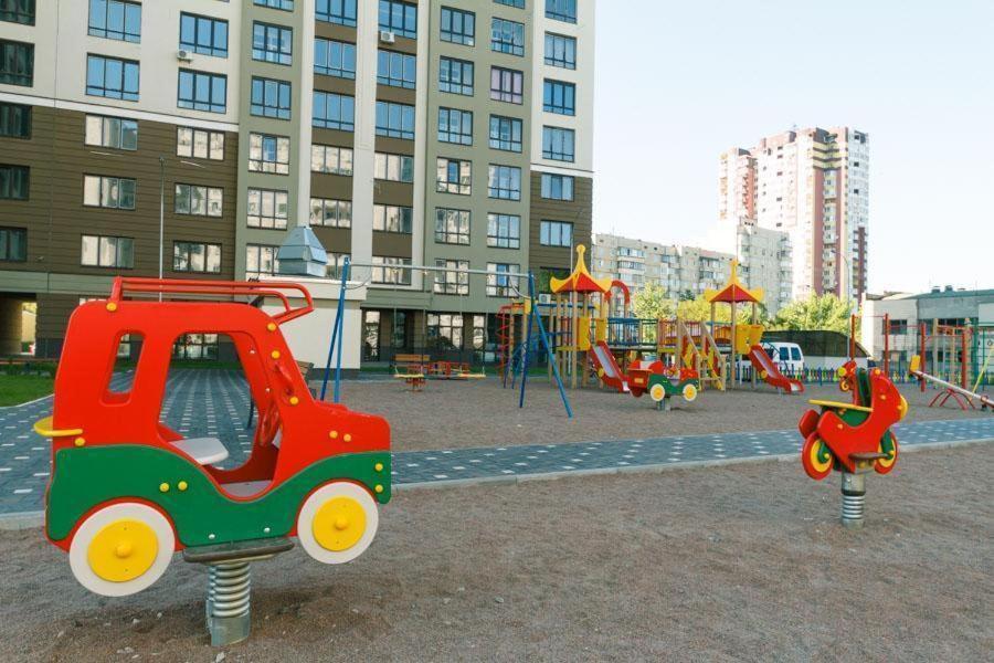 Quartira Lucs Posutochno Apartment Kiev Luaran gambar